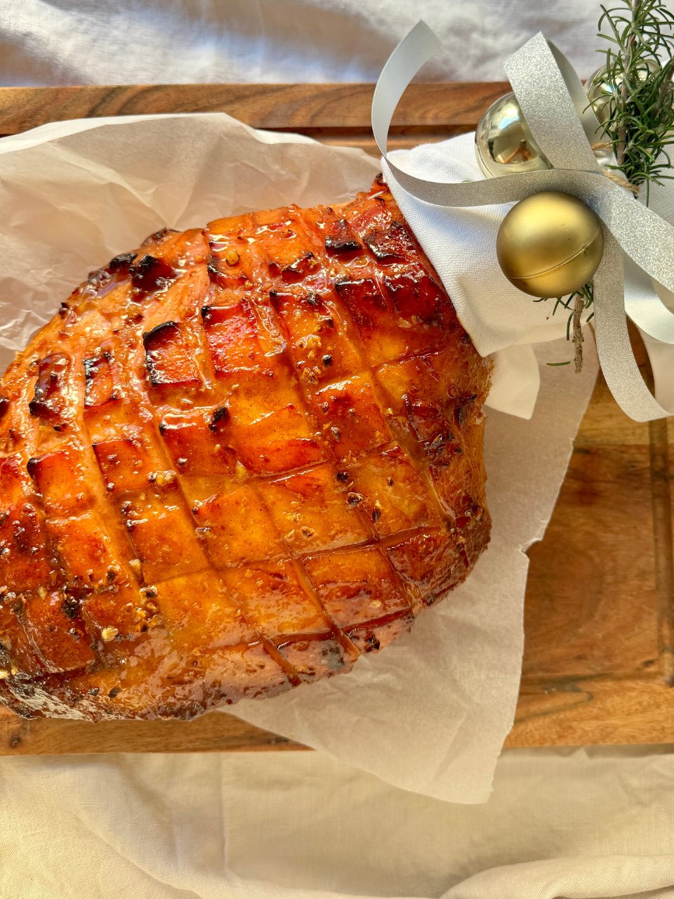 Christmas Ham Guide: Serving Sizes, Recipes & Leftovers